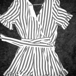 Ruffle spring romper
